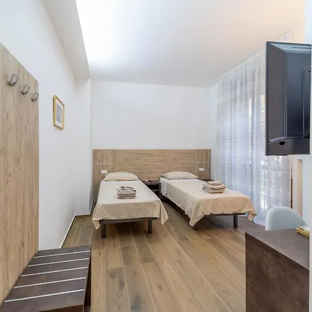 Mentana بيت ضيافة