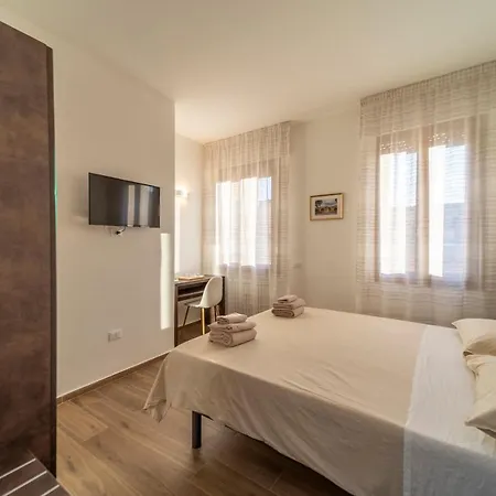 Mentana Πανσιόν Πάρμα