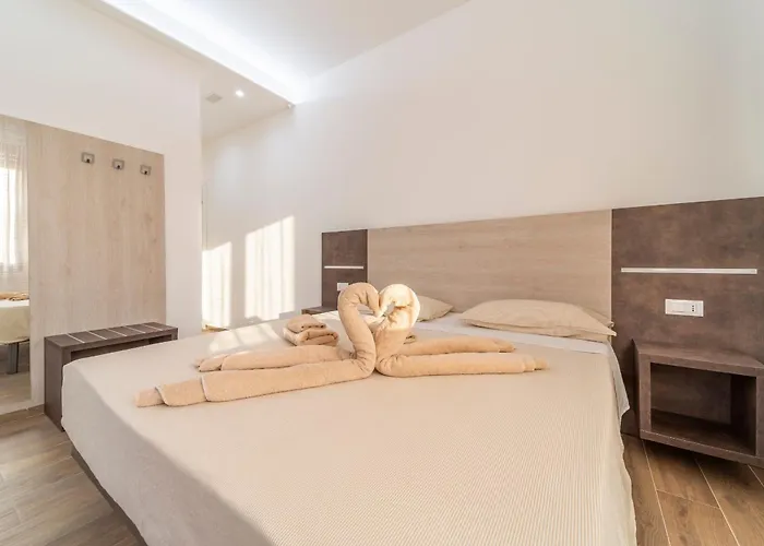 Mentana Pensjonat Parma